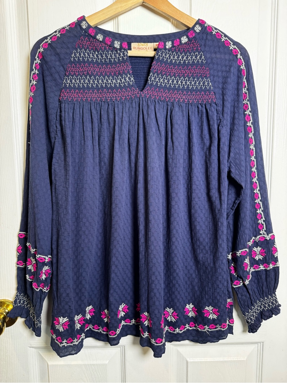 Rungolee Medium Navy Pink Embroidered Boho Peasant Blouse Smocked Folk Top